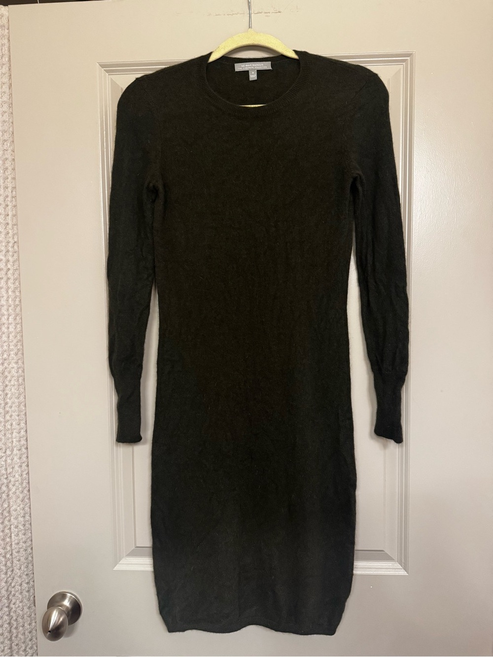 Neiman Marcus Green Cashmere Long Sleeve Dress